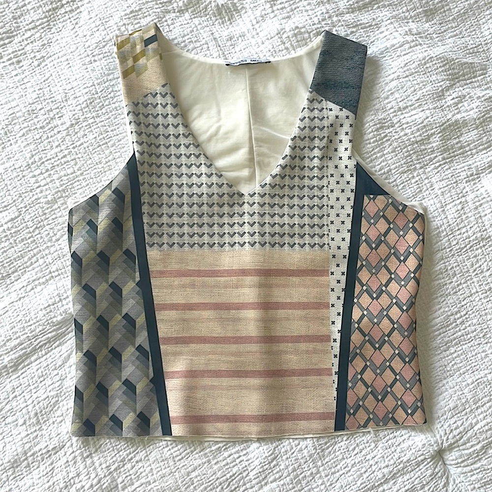 Zara patterned top